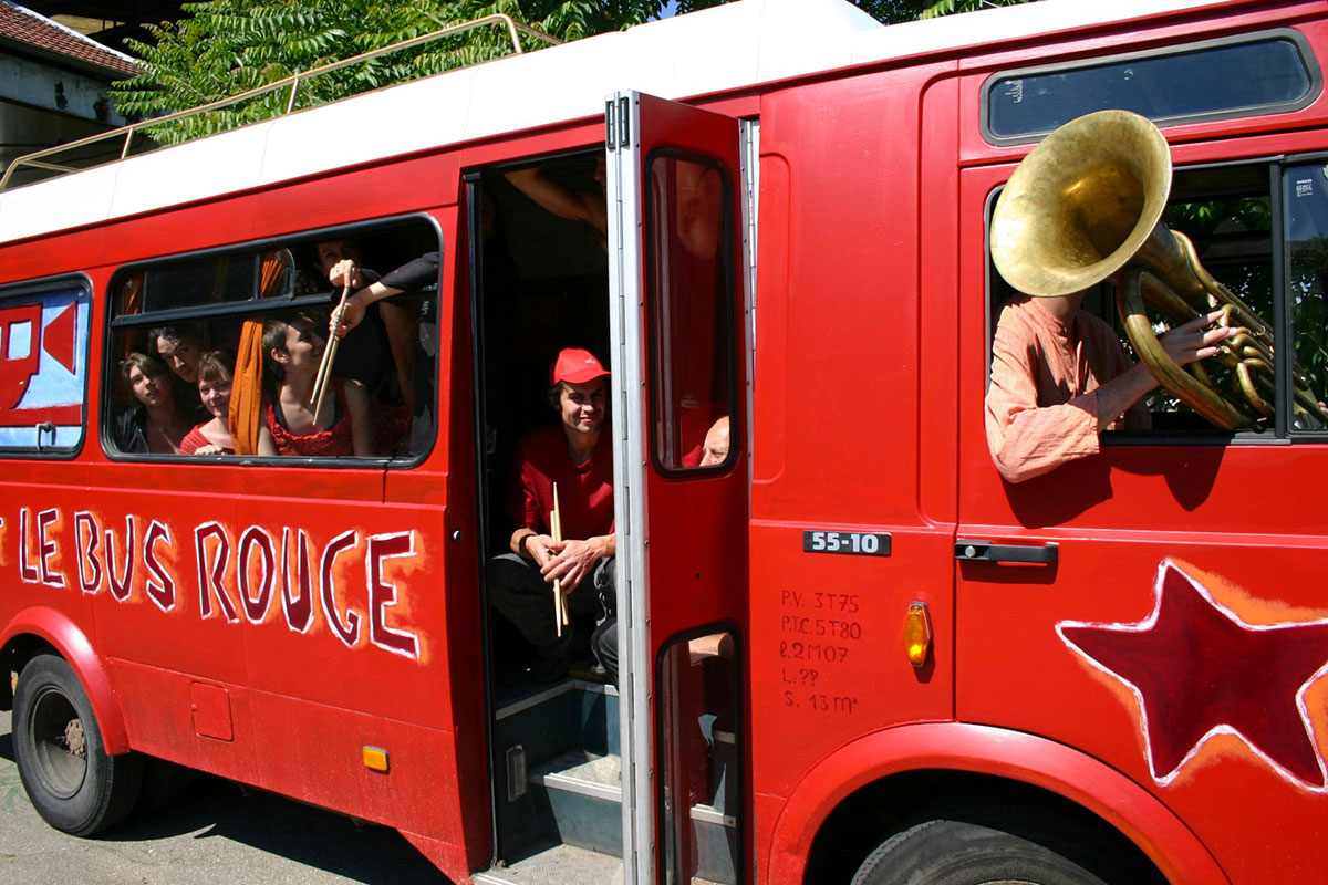 Le Bus Rouge©Flore Thebault